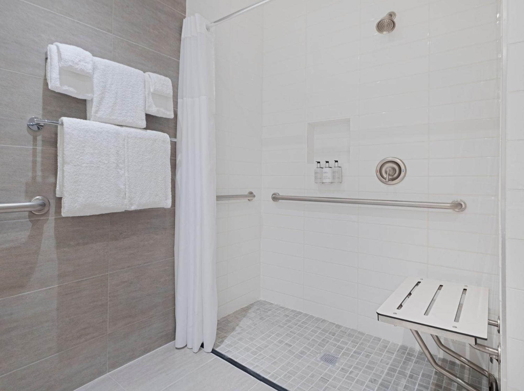 Voco Fiorello - Laguardia East By Ihg New York Exterior foto